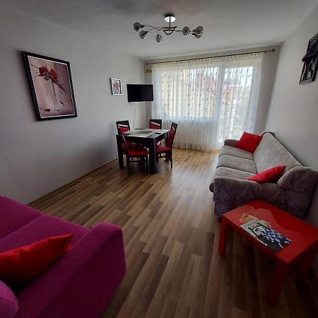 Appartement Samodzielny Apartament 2Pokojowy à Kołobrzeg Extérieur photo